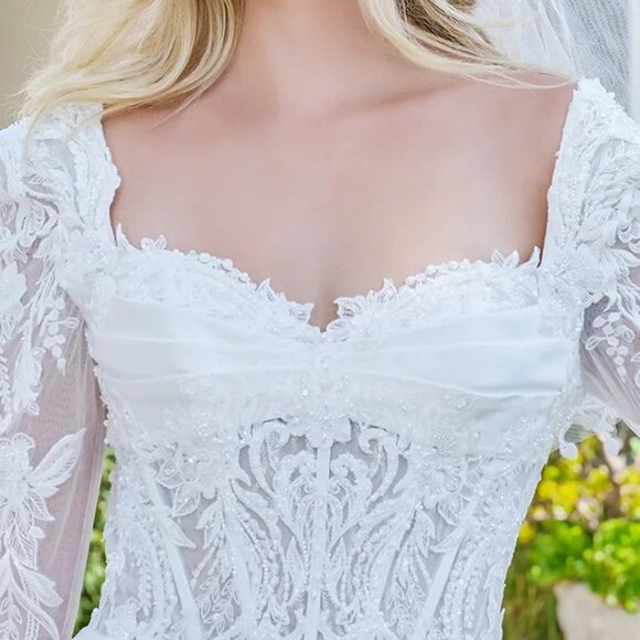 New Off White Mesh Wedding Bridal Gown w/ Short Veil & Long Sleeves GL3820 - Picture 6 of 13